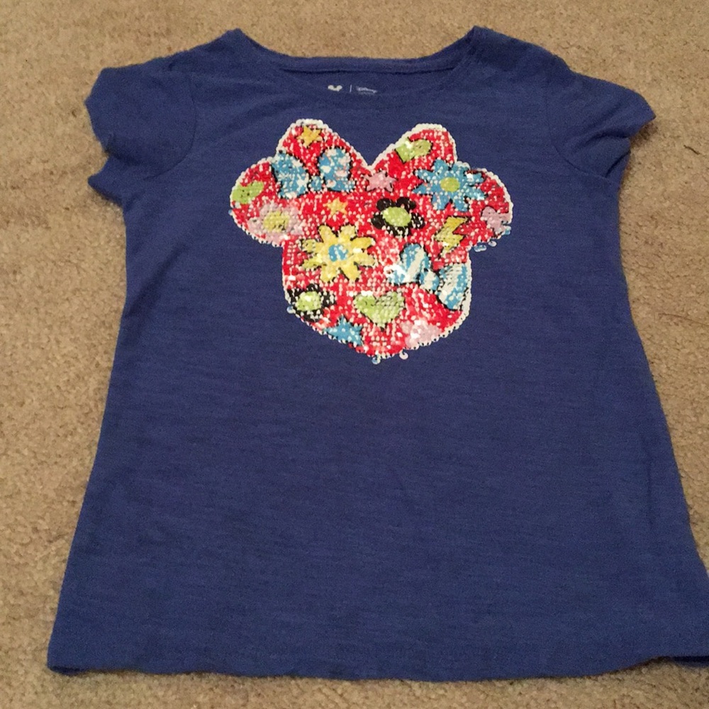 Minnie shirt with precious detail!